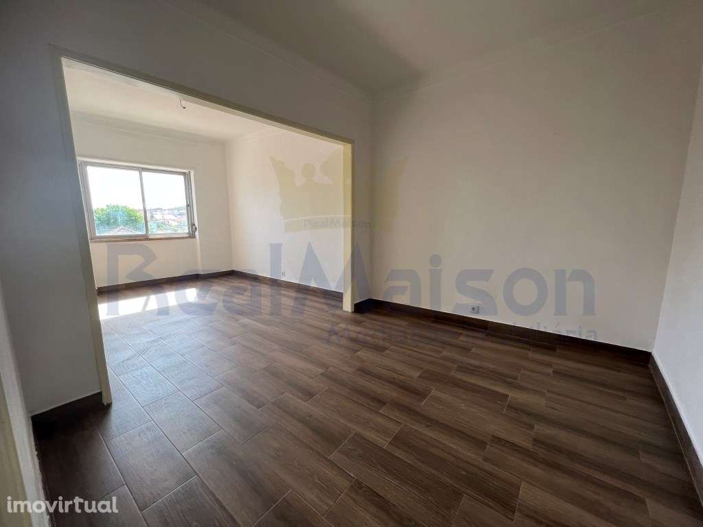 Arrenda-se T2 em Mem Martins - Grande imagem: 4/12