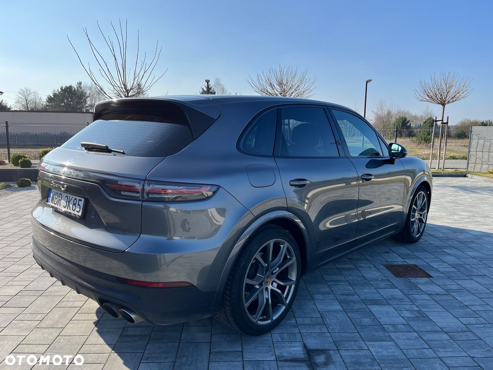 Porsche Cayenne S - 4