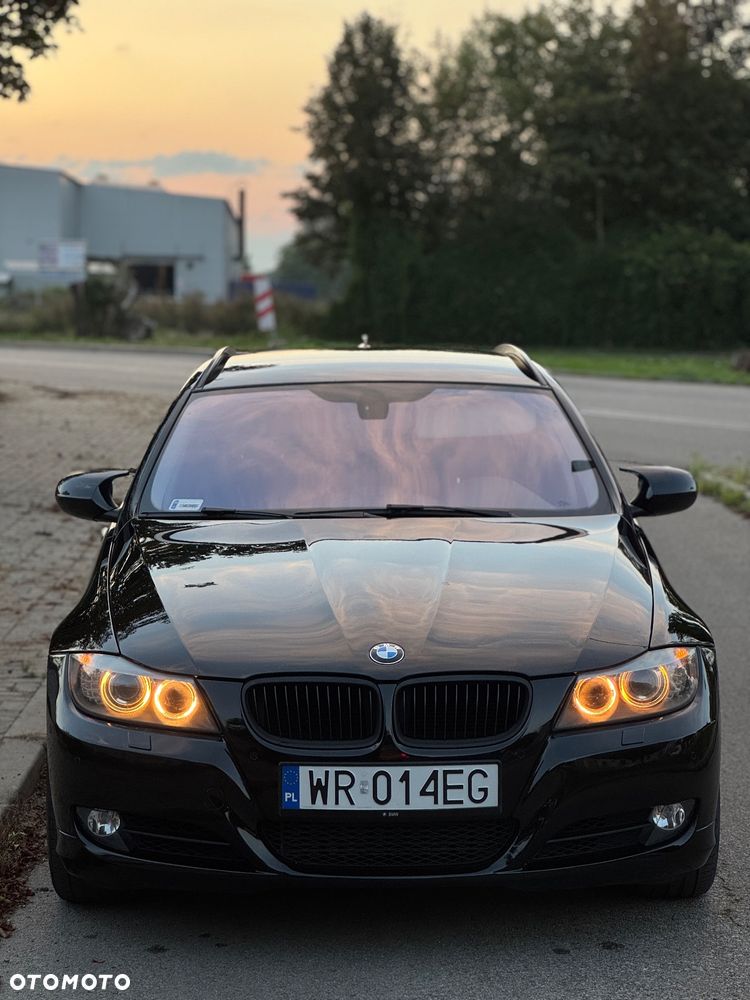 BMW Seria 3 318d Sport Line - 2