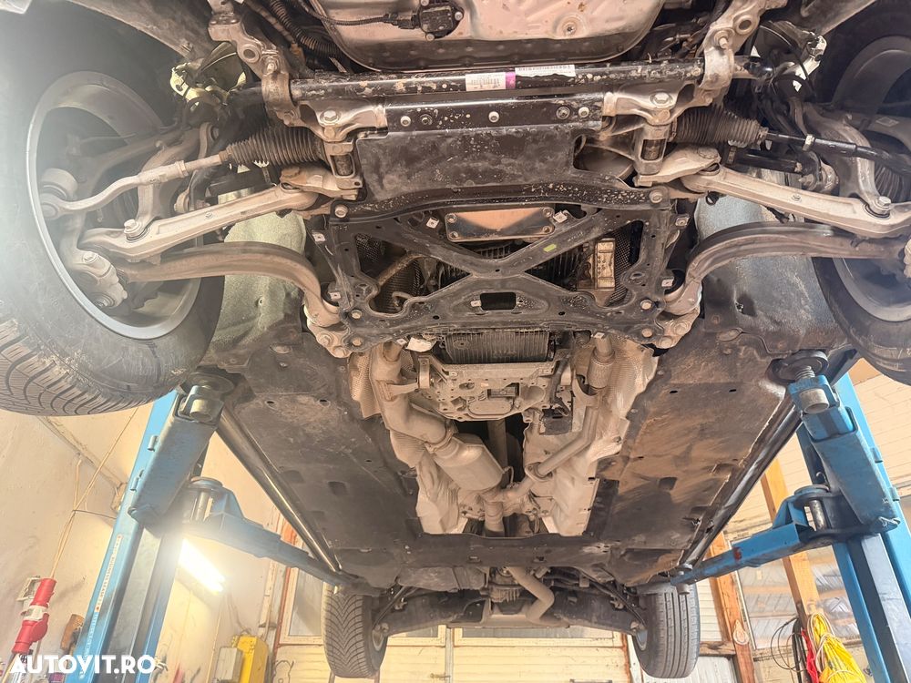 Volkswagen Touareg V6 TDI Atmosphere - 32