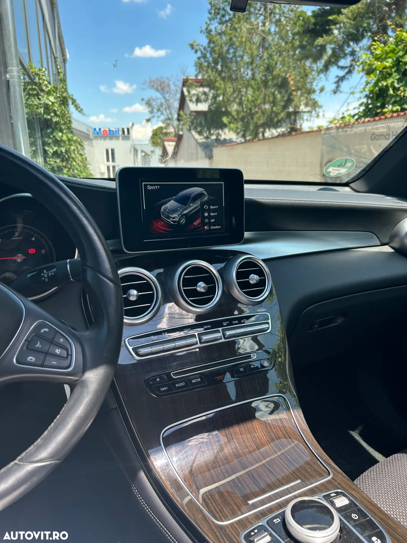 Mercedes-Benz GLC 220 d 4Matic 9G-TRONIC - 8
