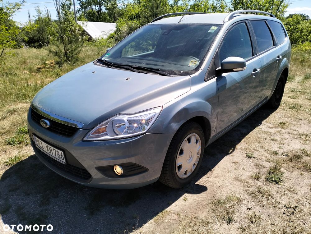 Ford Focus 1.6 16V Trend - 10