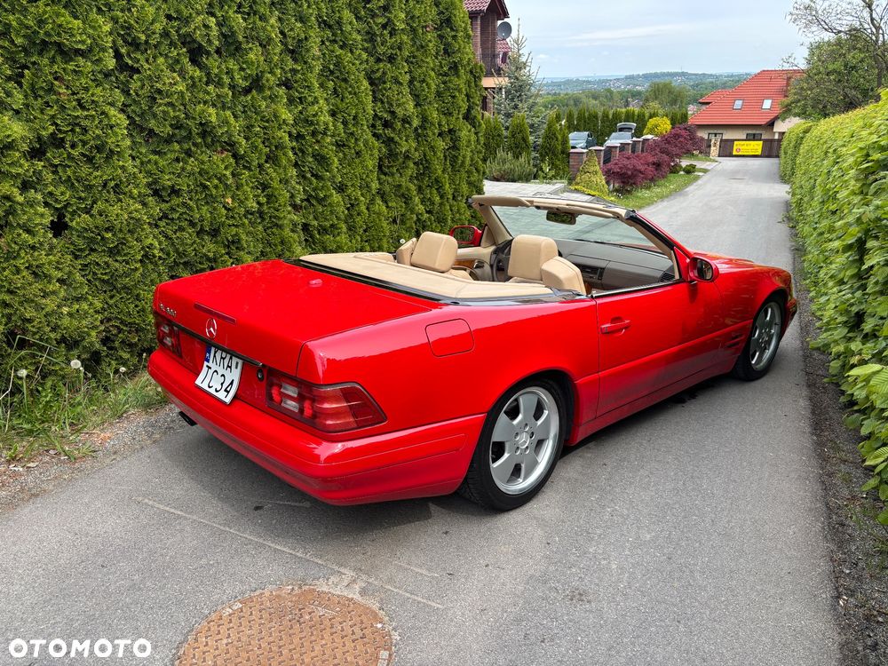 Mercedes-Benz SL - 16
