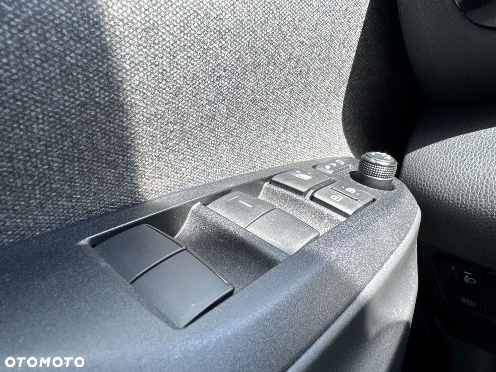 Toyota Yaris - 21