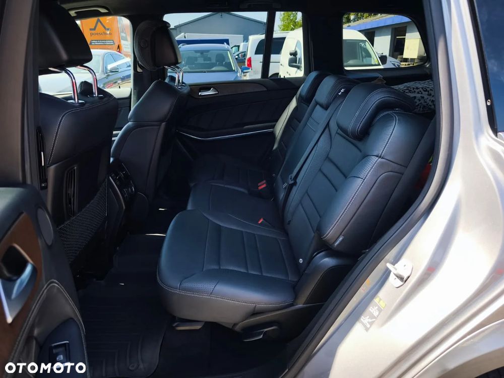 Mercedes-Benz GL 63 AMG - 34