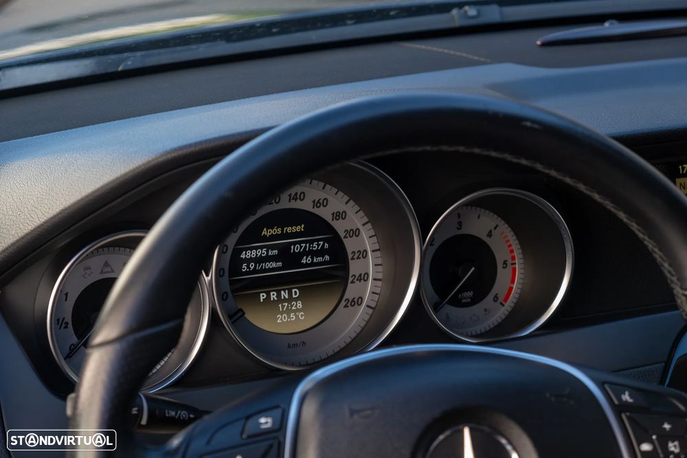 Mercedes-Benz C 220 - 39