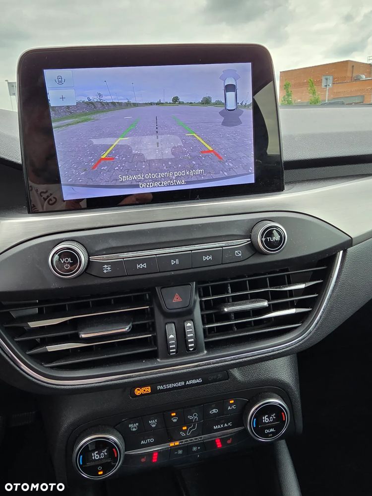 Ford Focus 1.5 EcoBlue Start-Stopp-System TITANIUM STYLE - 21