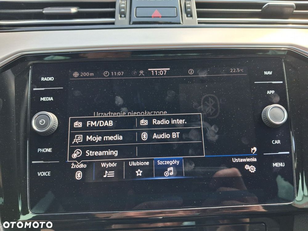 Volkswagen Passat - 25
