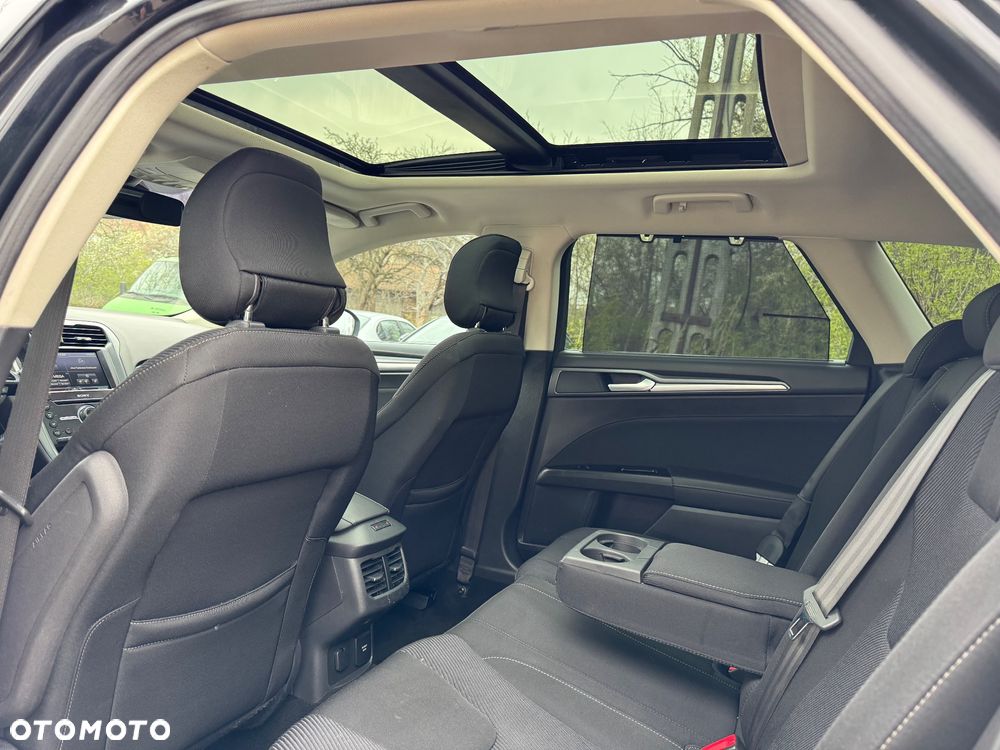 Ford Mondeo 2.0 TDCi Titanium PowerShift - 18