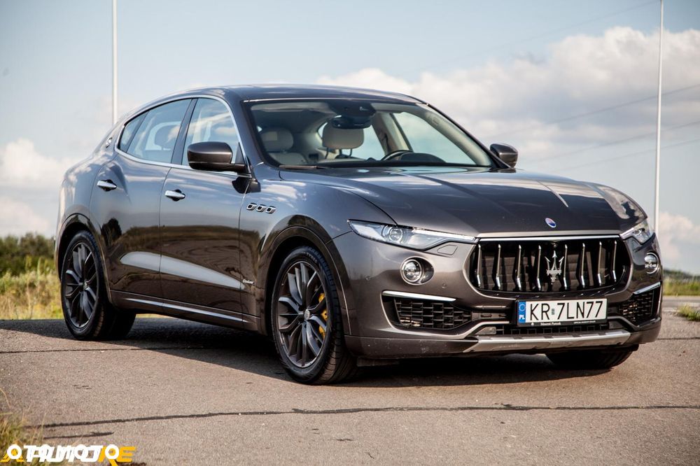 Maserati Levante Q4 GranLusso - 4