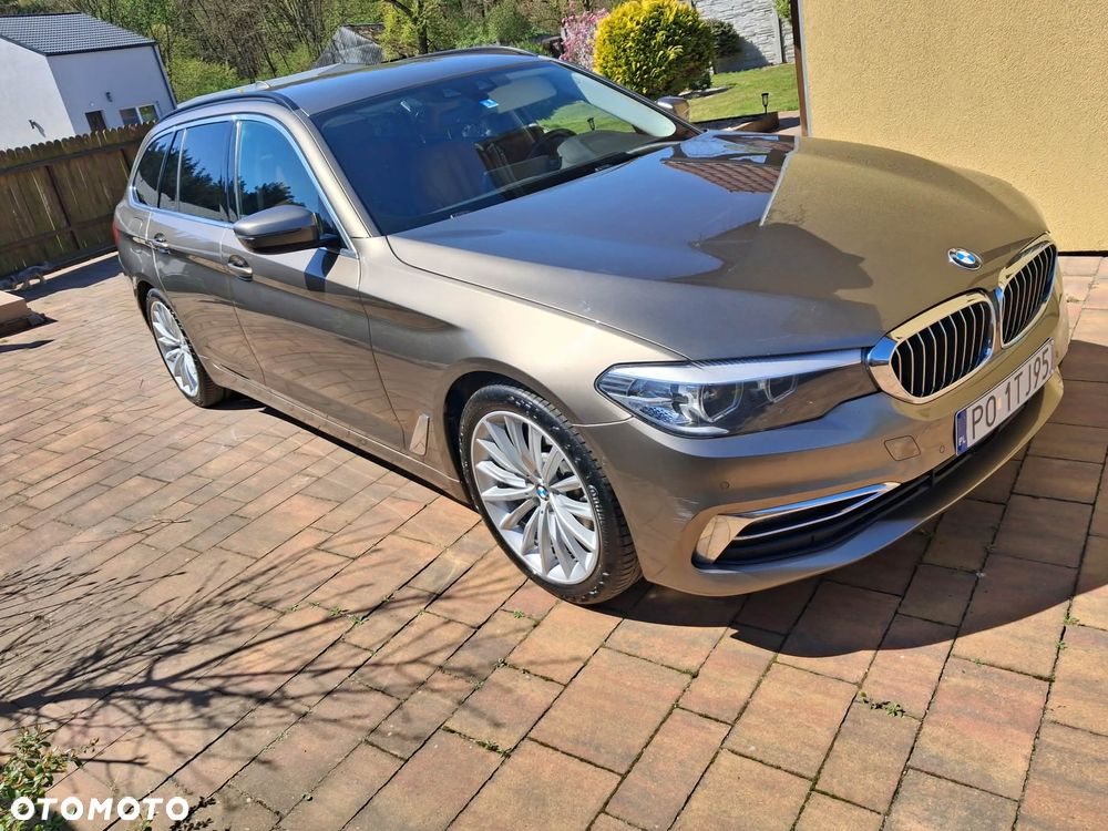BMW Seria 5 530d xDrive Luxury Line - 2