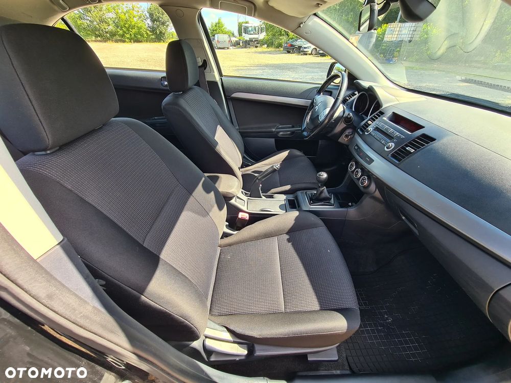 Mitsubishi Lancer 1.8 Instyle - 26
