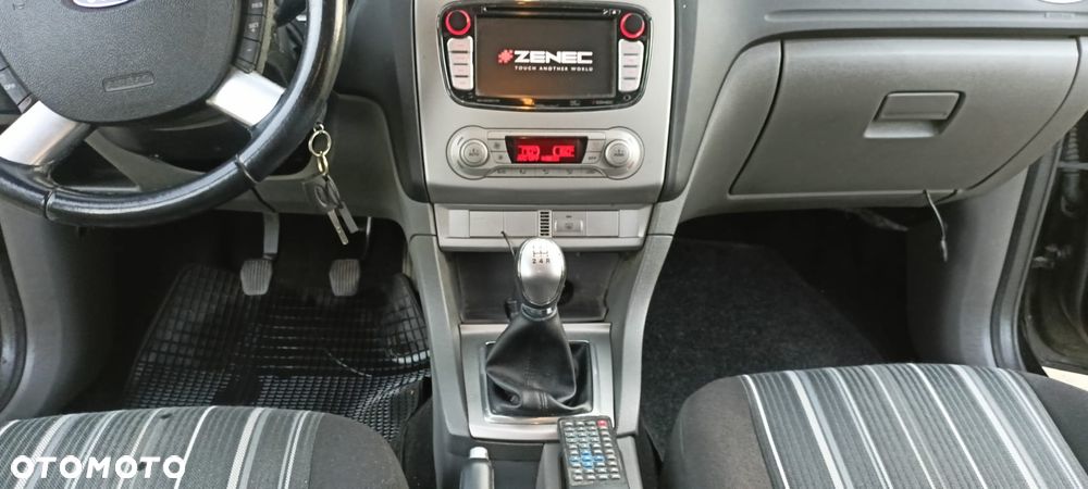 Ford Focus 1.6 TI-VCT Ambiente - 18