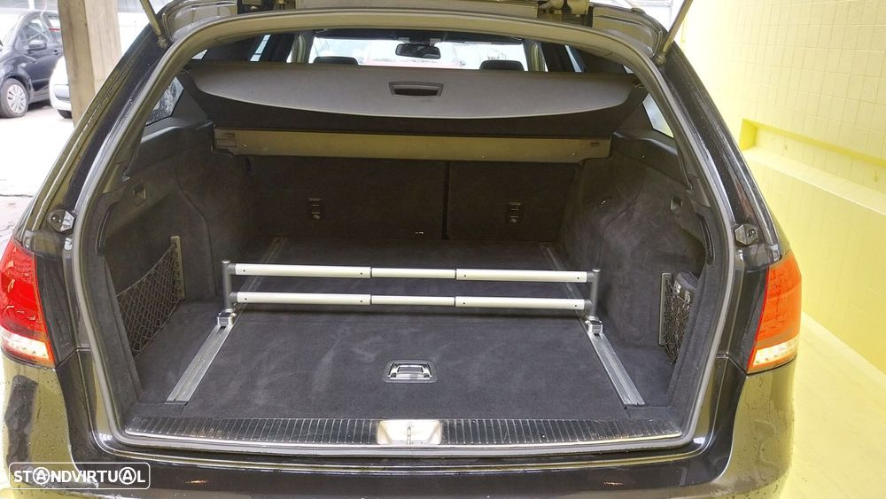 Mercedes-Benz E 250 BlueTEC Avantgarde Auto. - 24