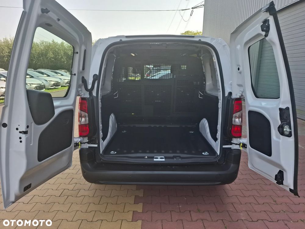 Toyota Proace City - 9