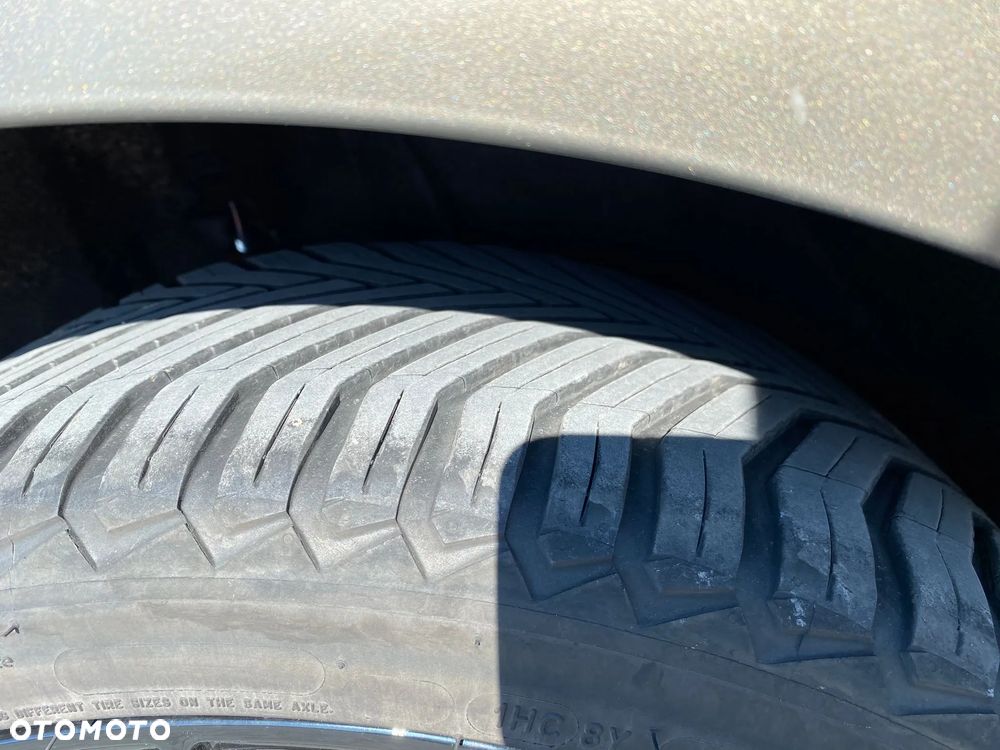 Audi A4 Avant 2.0 TDI DPF Ambition - 11