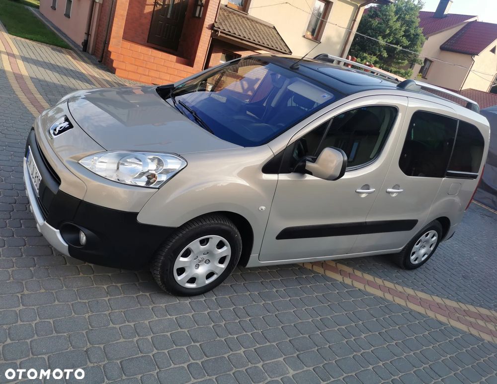 Peugeot Partner 110 Family - 2