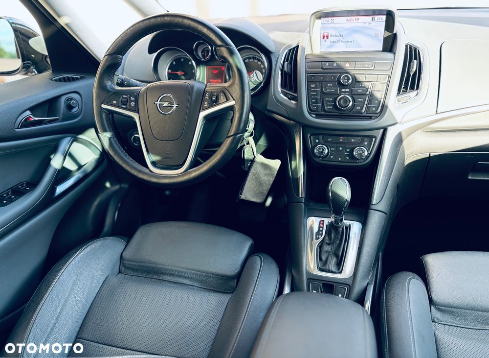 Opel Zafira - 11