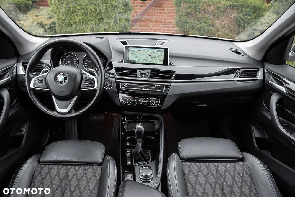 BMW X1 xDrive25d xLine sport - 30