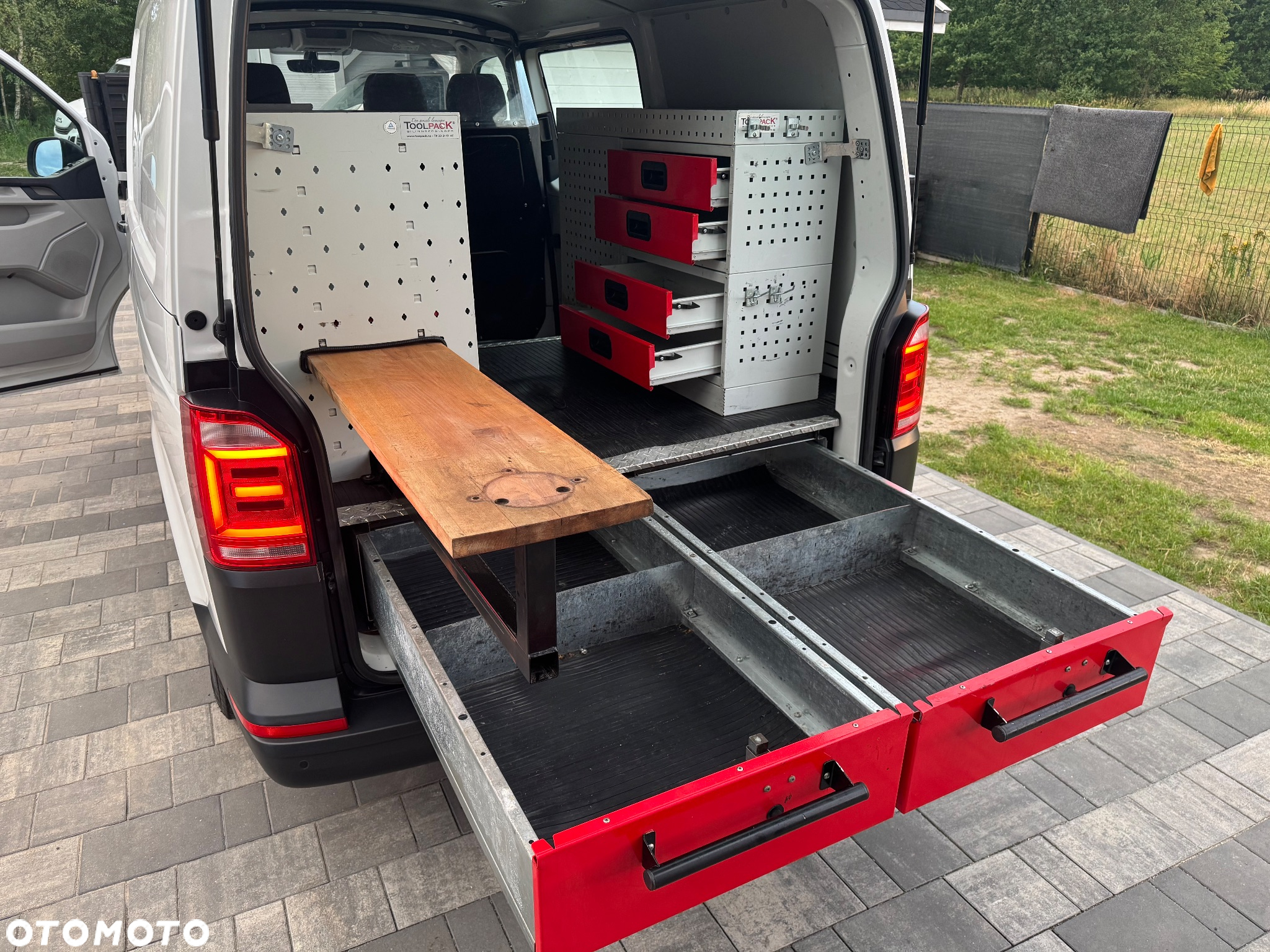 Volkswagen Transporter - 24