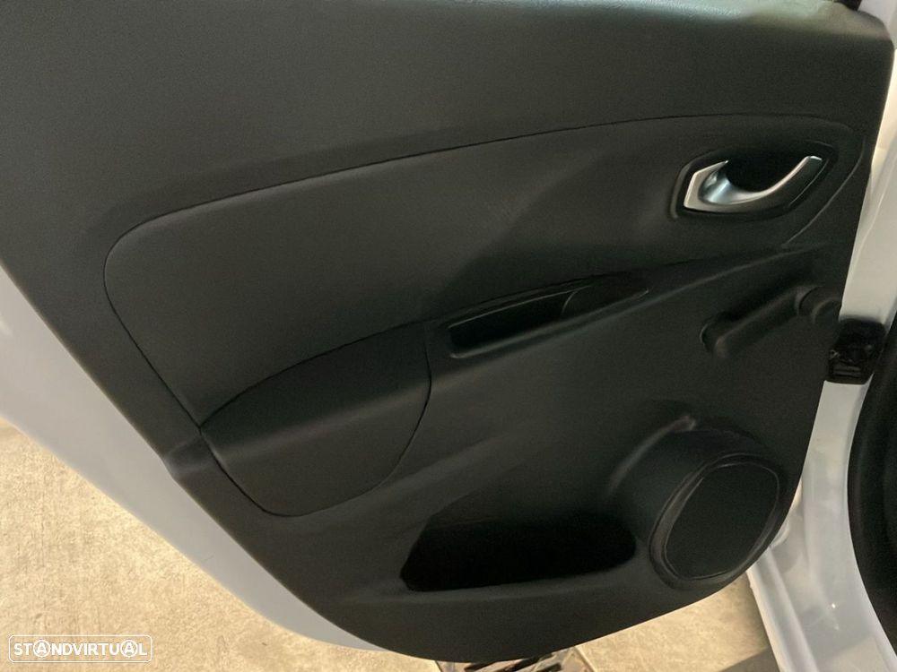 Renault Clio 1.5 dCi Limited - 18