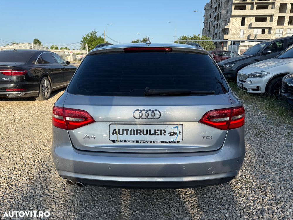 Audi A4 Avant 2.0 TDI DPF clean diesel multitronic Attraction - 31