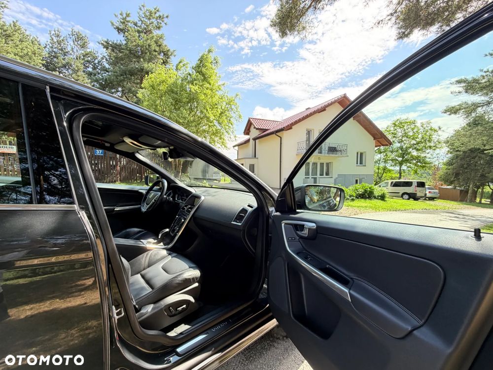 Volvo XC 60 D4 AWD Summum - 25