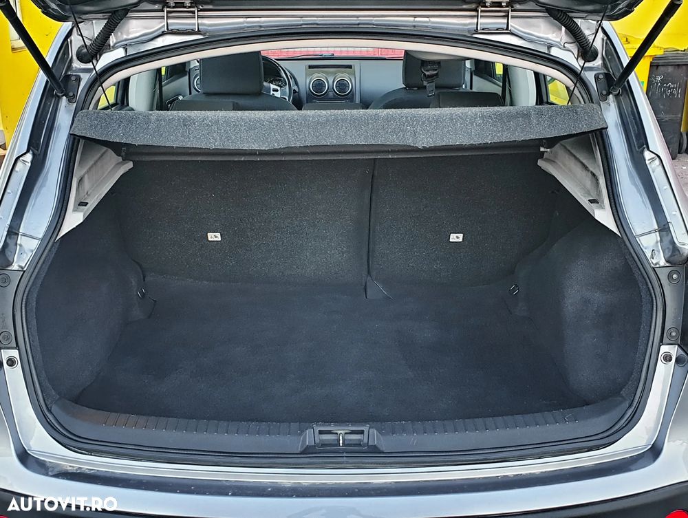 Nissan Qashqai - 22