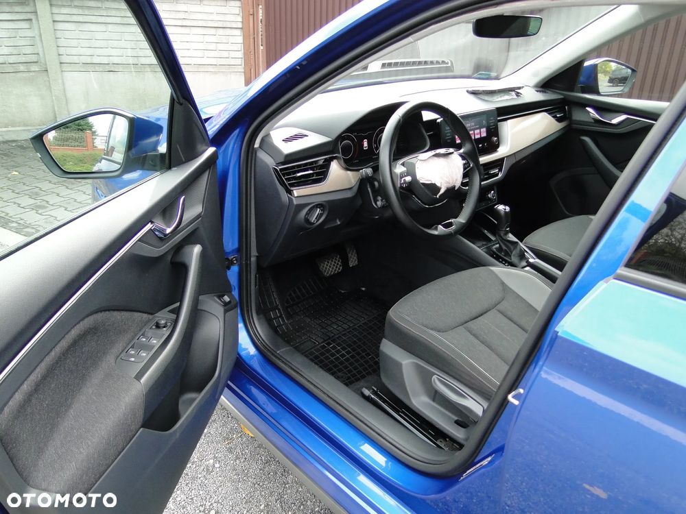 Skoda Kamiq 1.5 TSI DSG Clever - 17