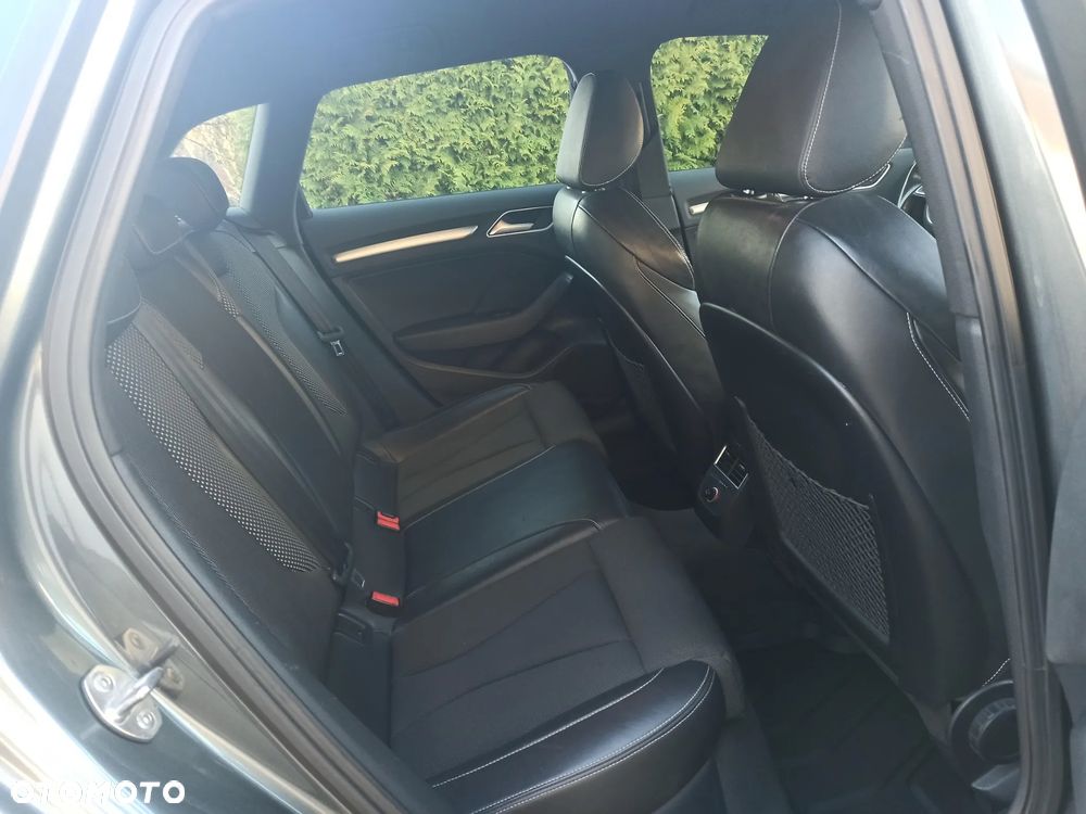 Audi A3 Sportback 2.0 TDI (clean diesel) quattro S line Sportpaket - 10