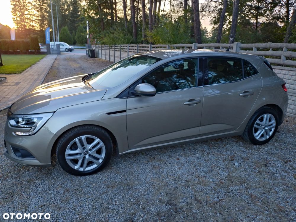 Renault Megane 2016 photo 3