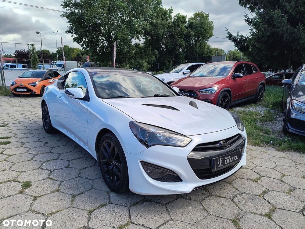 Hyundai Genesis Coupe - 3