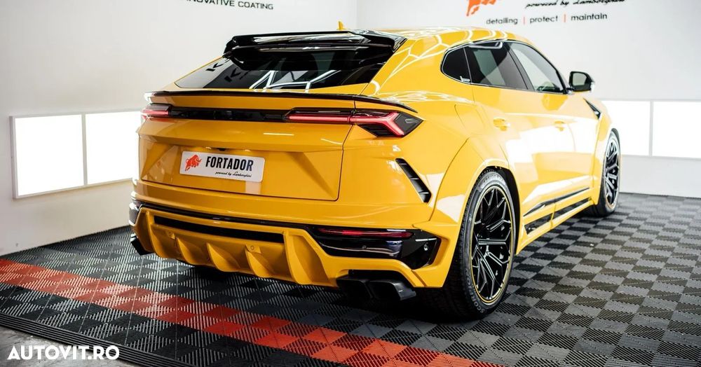 Lamborghini URUS Standard - 15