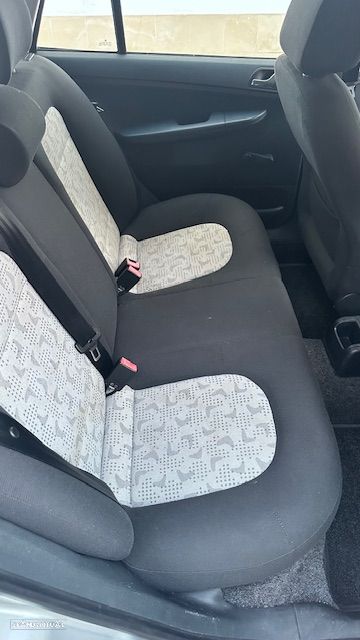 Skoda Fabia Break 1.4 TDi Comfort - 7