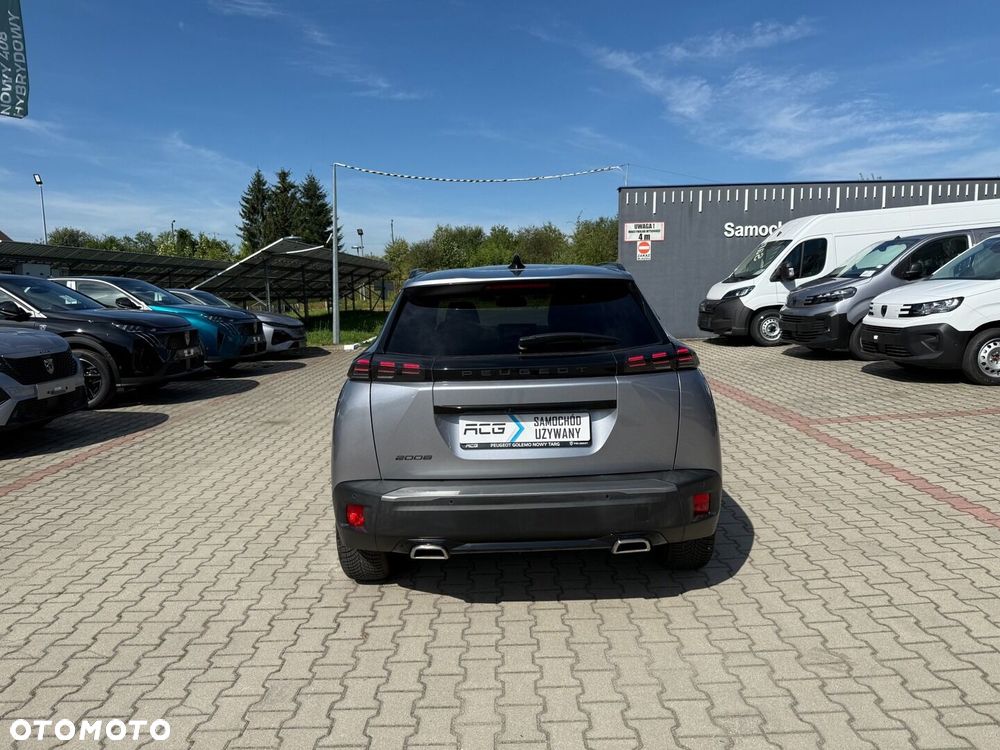 Peugeot 2008 1.2 PureTech Allure S&S EAT8 - 6