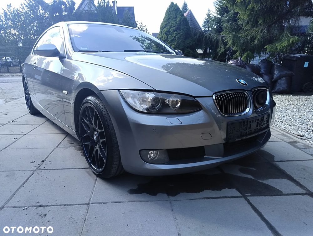 BMW Seria 3 325i xDrive - 3