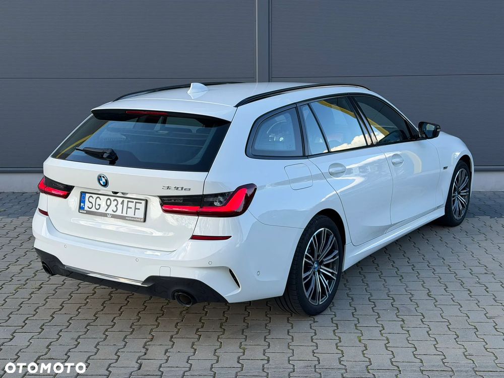 BMW Seria 3 320e M Sport - 7