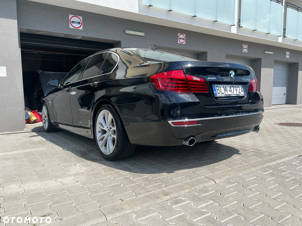 BMW Seria 5 535i xDrive Sport-Aut Luxury Line - 4