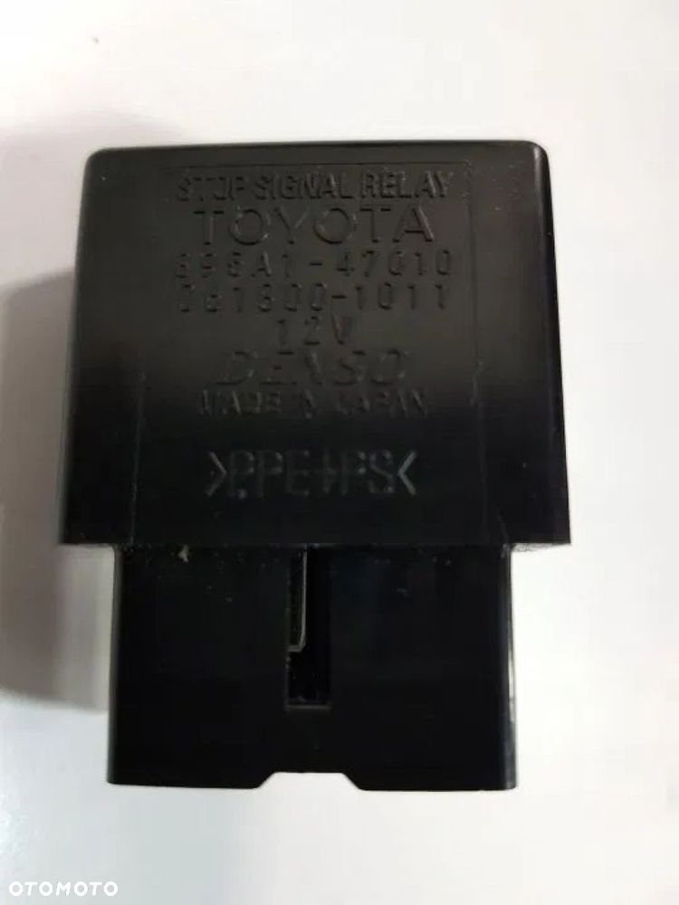 PRZEKAŹNIK STOPU TOYOTA AVENSIS III T27 895A147010 - 2