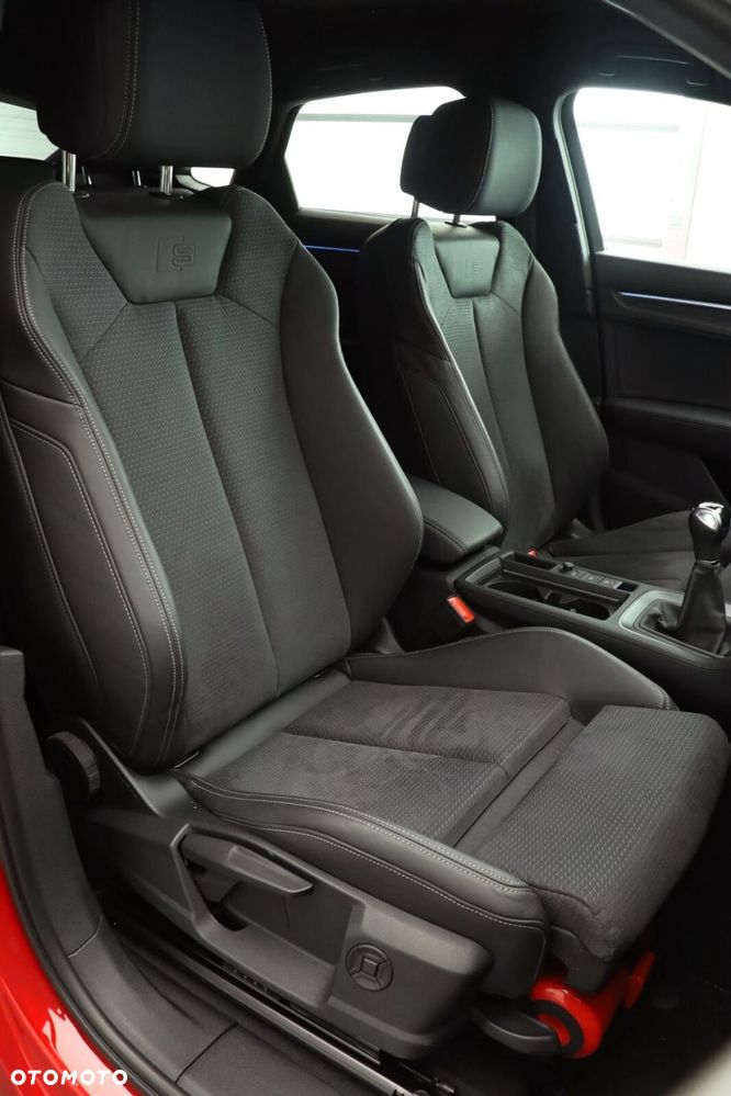 Audi Q3 Sportback - 14