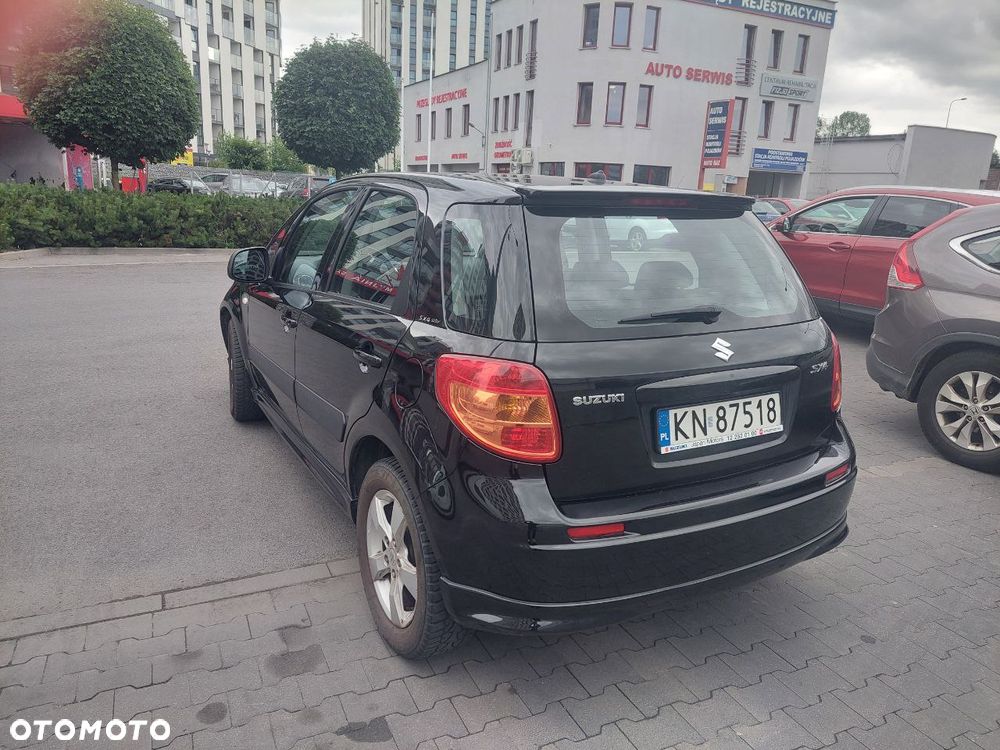 Suzuki SX4 - 1