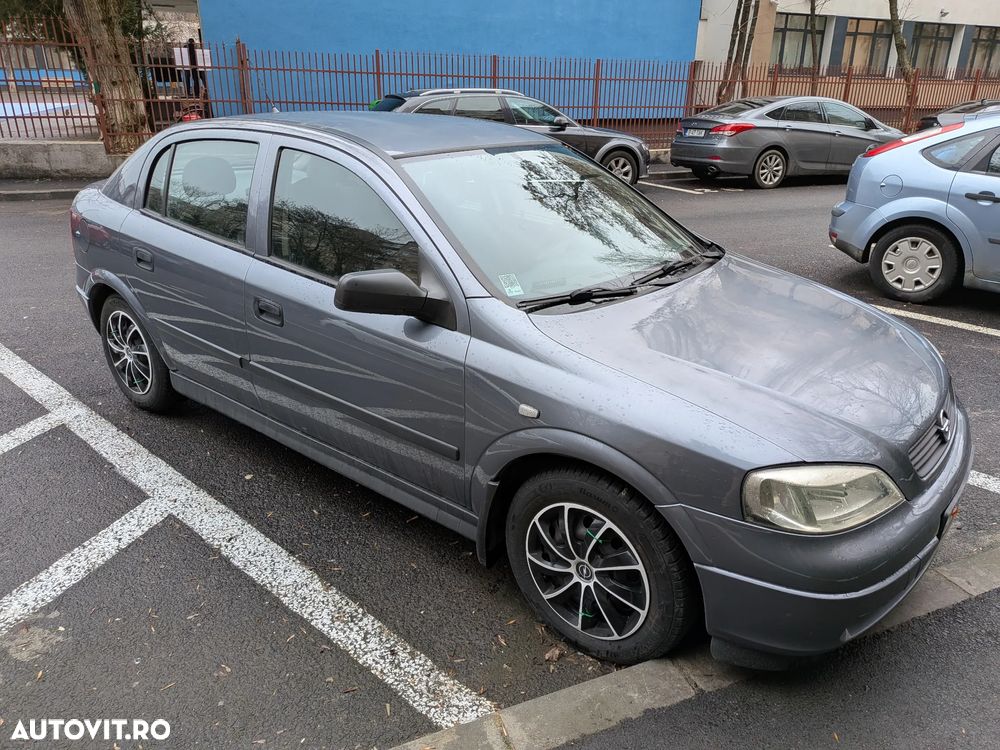 Opel Astra - 10