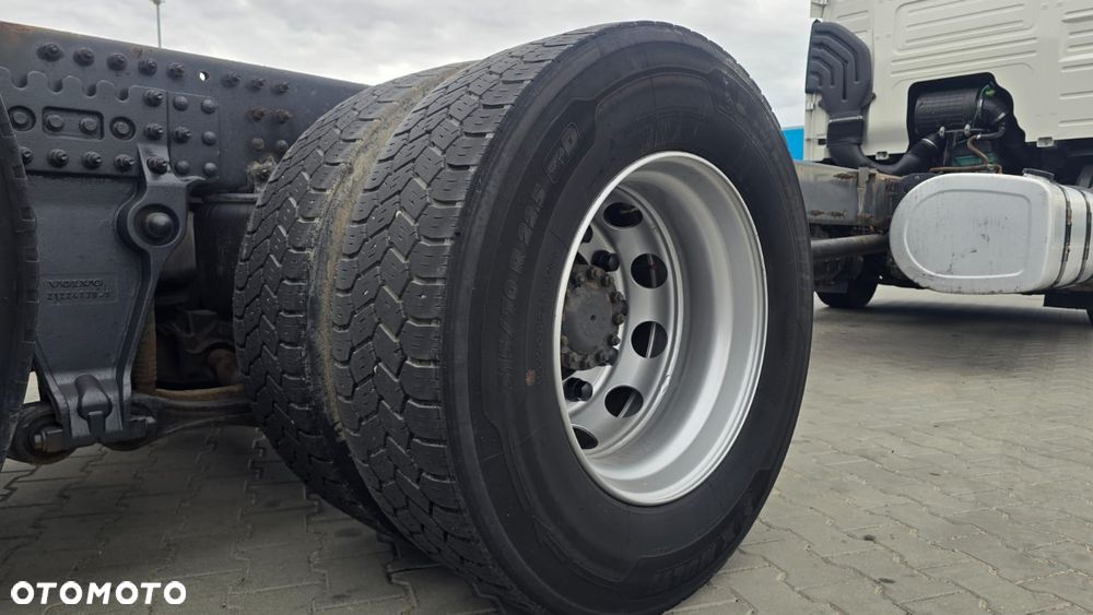 Volvo FM 370 6x2 rama do zabudowy, beczka asenizacyjna mleko laweta full air oś skrętna niski przebieg! - 22