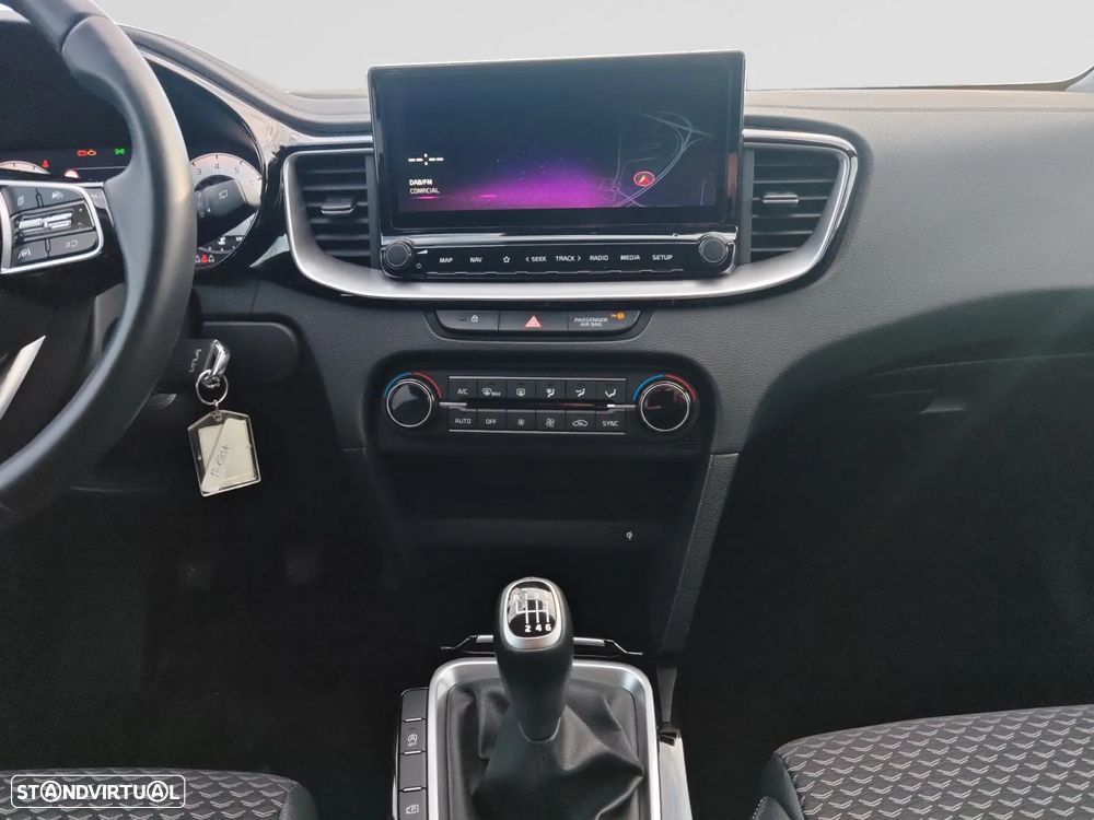 Kia Ceed SW 1.0 T-GDI Drive - 14