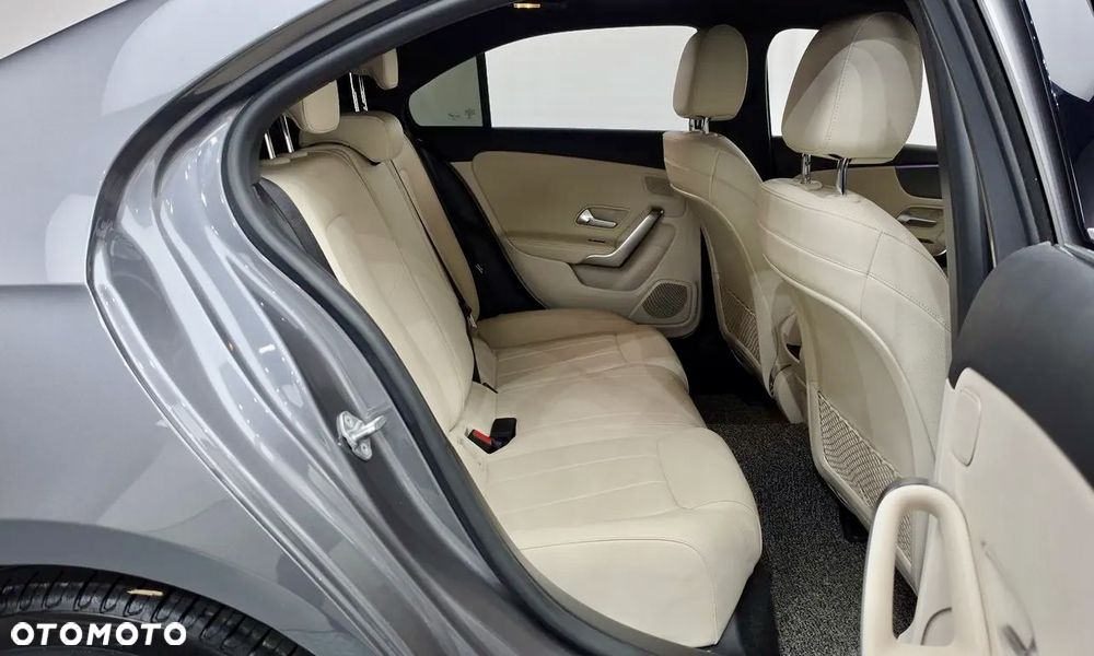 Mercedes-Benz Klasa A 220 7G-DCT AMG Line - 25
