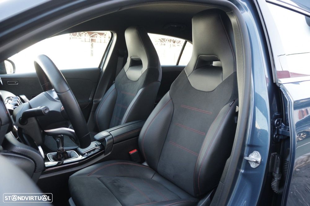 Mercedes-Benz A 180 d AMG Line - 23