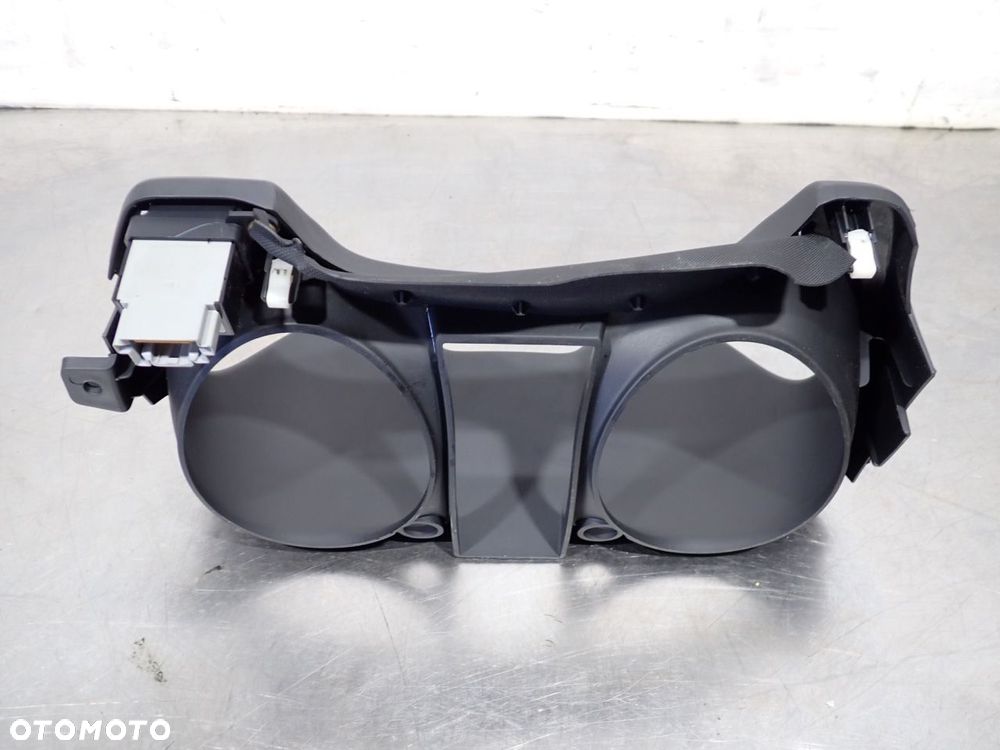 OSŁONA LICZNIKA MITSUBISHI OUTLANDER  MR975123 - 3