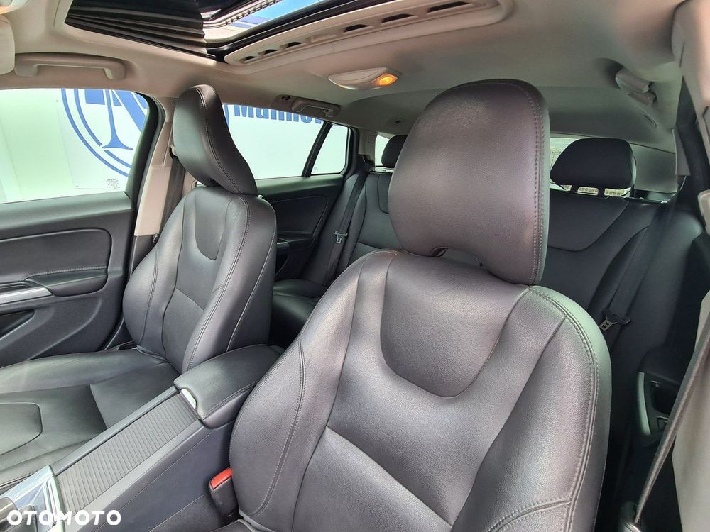 Volvo V60 T5 Drive-E Momentum - 20