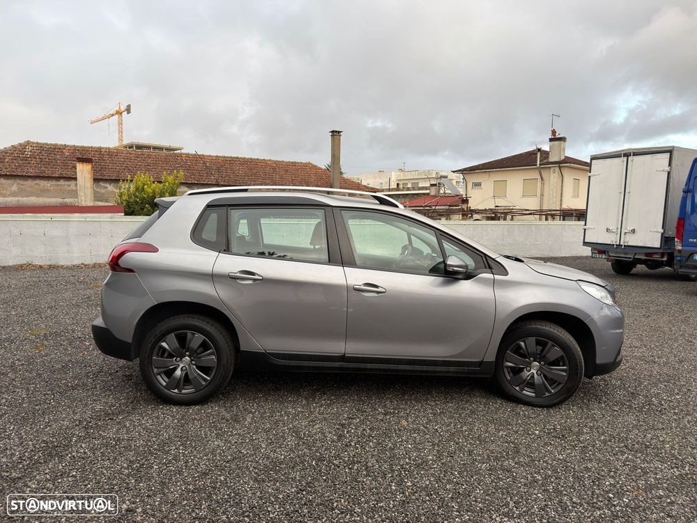 Peugeot 2008 1.2 PureTech Active - 11