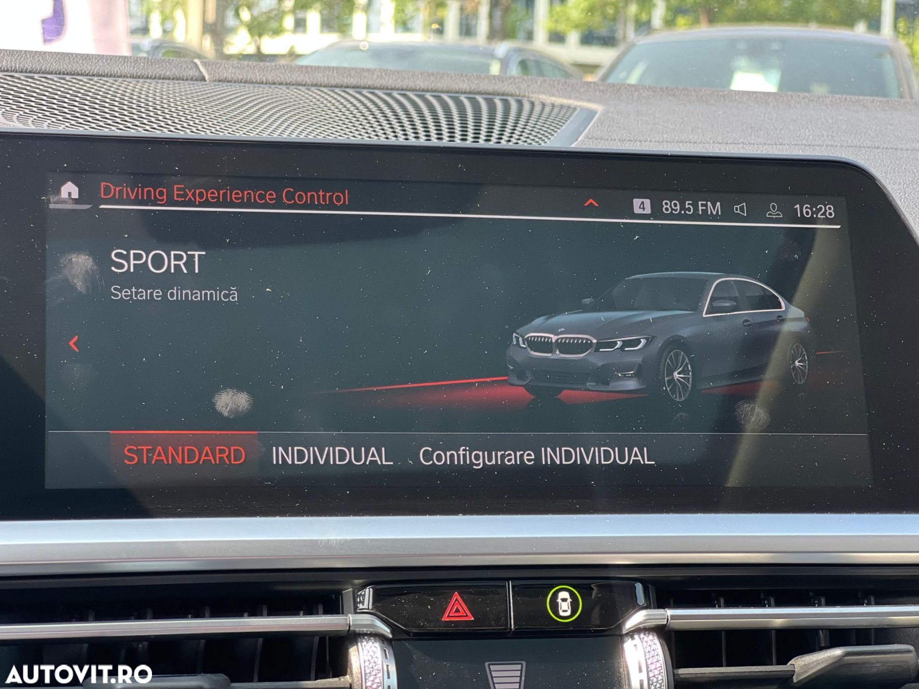 BMW Seria 3 320d xDrive AT MHEV - 32